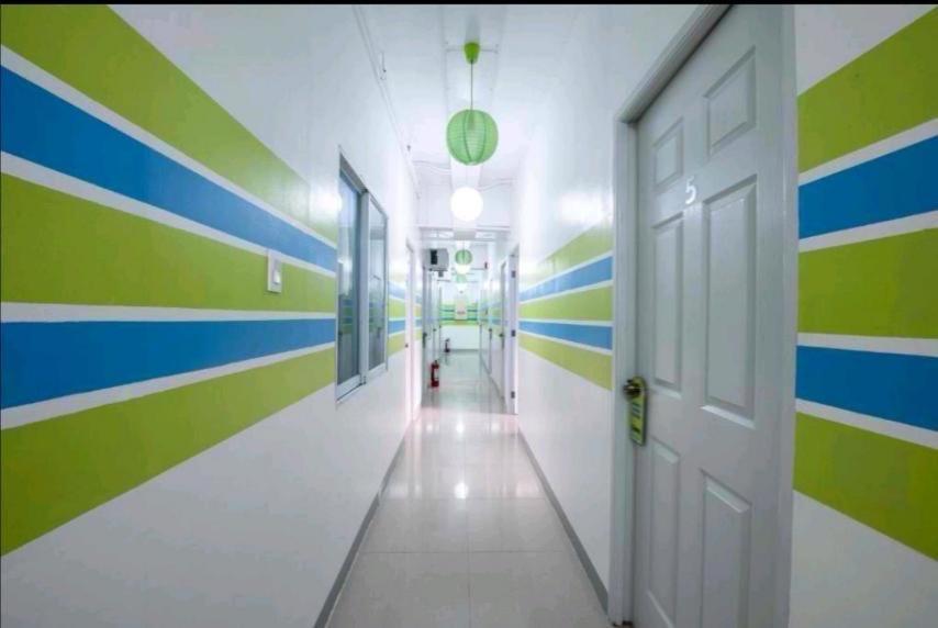 Yuj Inn Pasay Ngoại thất bức ảnh