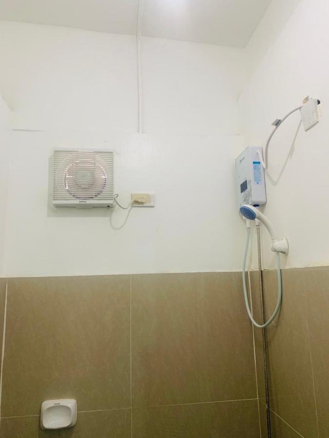 Yuj Inn Pasay Ngoại thất bức ảnh